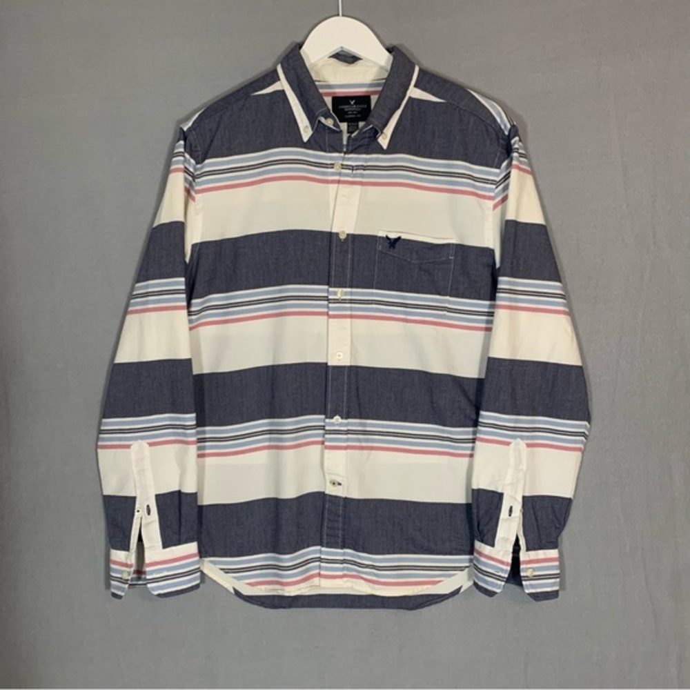 American Eagle Outfitters Blue and White Casual Button Down Shirt Mens Medium